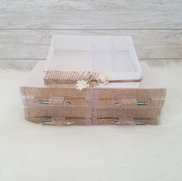 Makeup Organizer - Picture 3 of 6